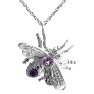 Vera Meat Fancy Queen Bee Necklace